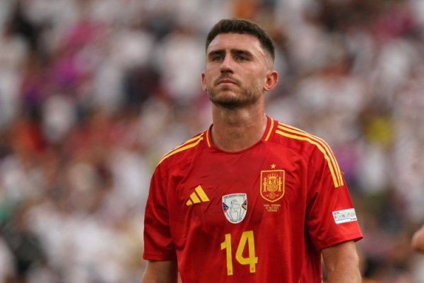 记者：FIFA暗示拉波尔特转会是俱乐部问题，未完成手续就无法注册